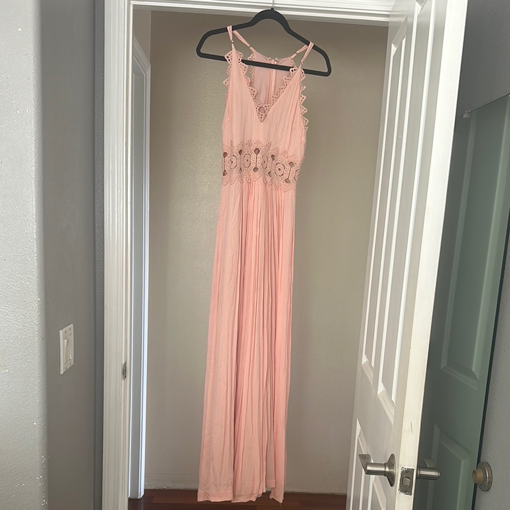 Elegant Pink Lace Maxi Dress